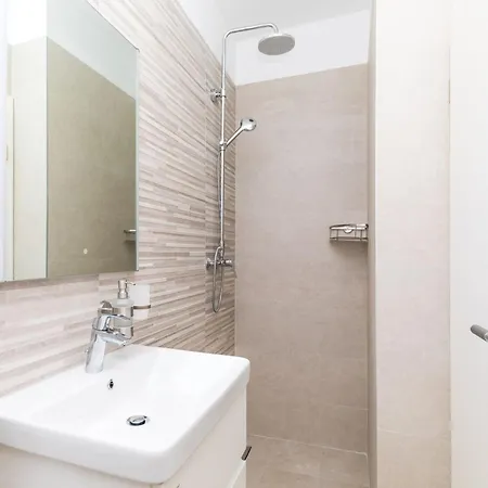 Scenic Elegant With Pool - Five Bedroom Villa Trogir